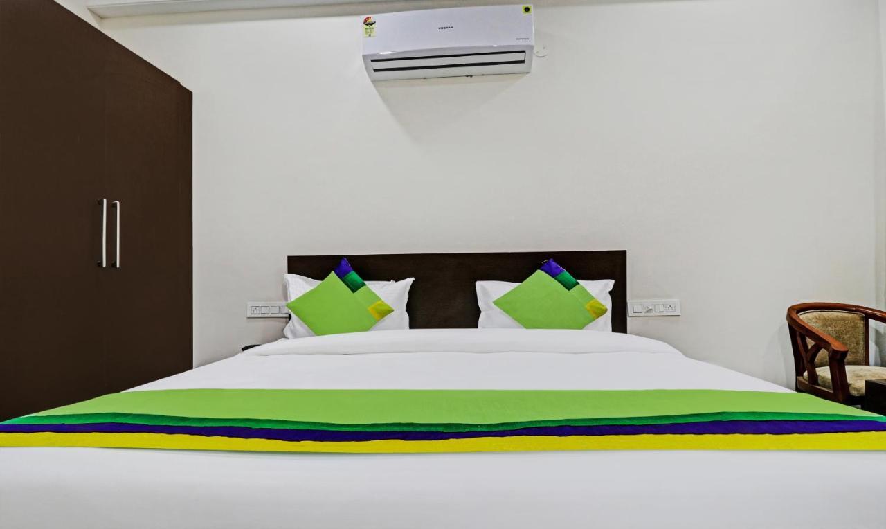 Treebo Kamron Regency Sector 80 Hotel Mohali Exterior photo