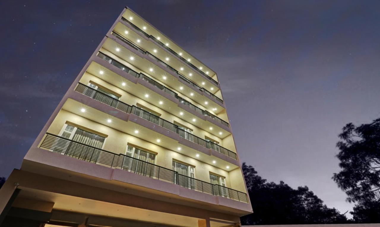 Treebo Kamron Regency Sector 80 Hotel Mohali Exterior photo